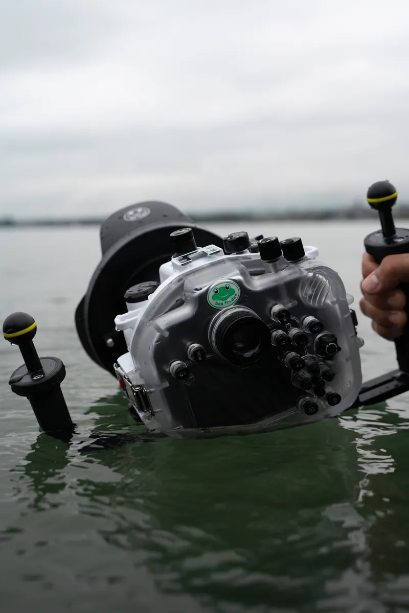 Themanshot waterproof camera